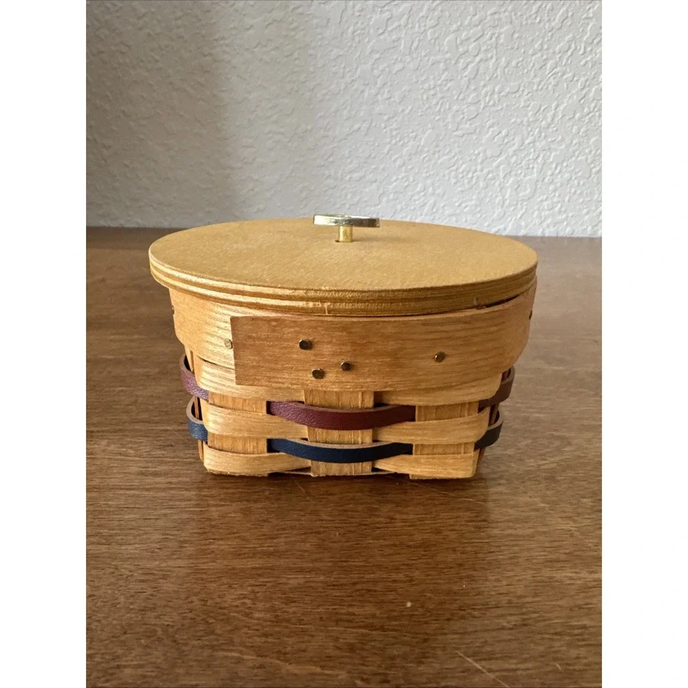 Vintage Peterboro Basket Co. Baket Music Box Made In USA